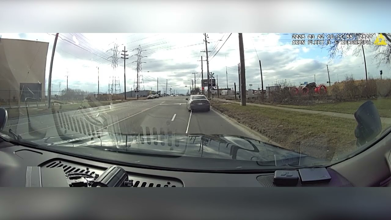 Officer Uses ‘Batman-Like Gadget’ To End Police Pursuit (Grapple Device)